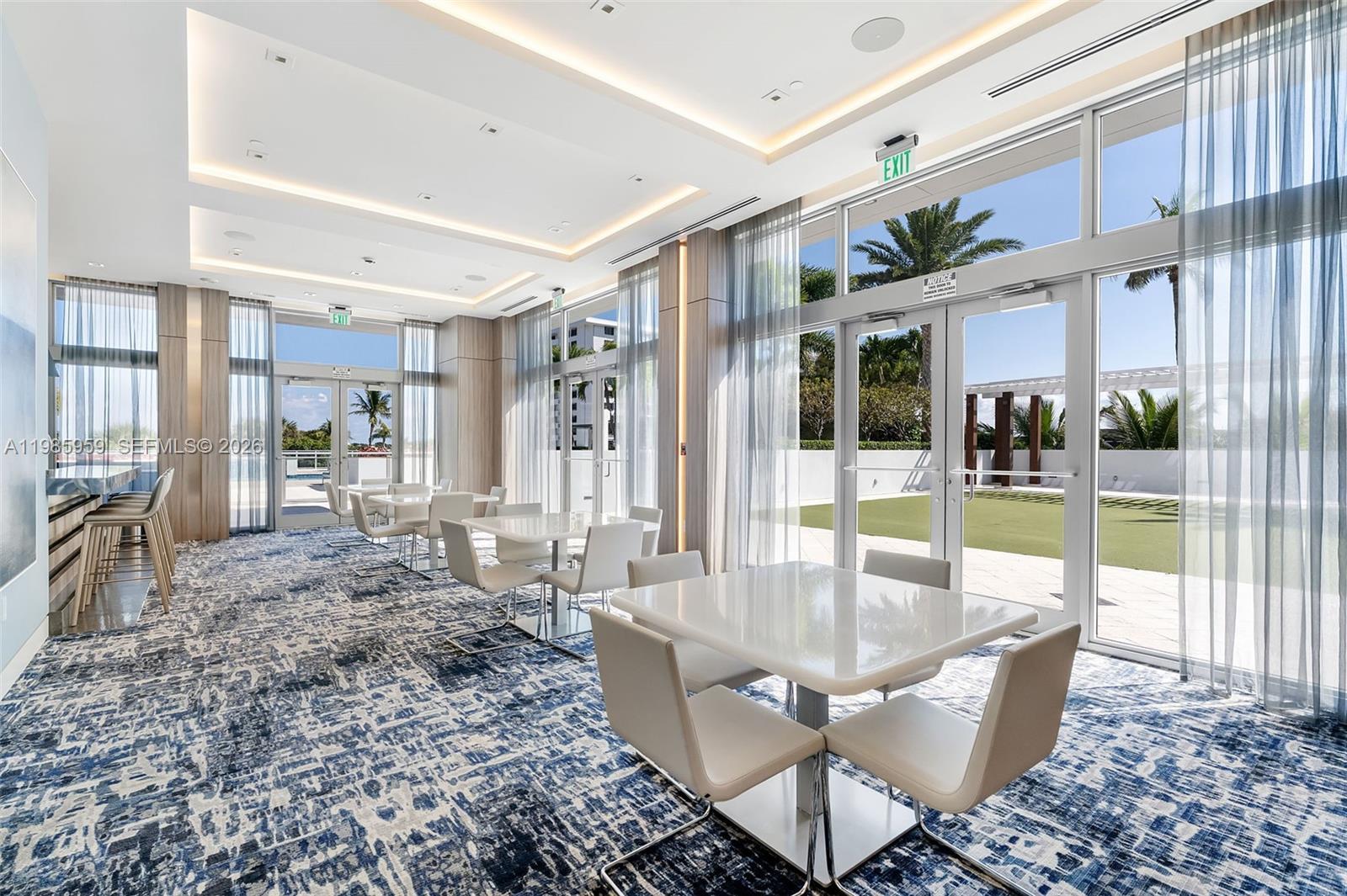 WATER CLUB 3 NORTH PALM B - Residential