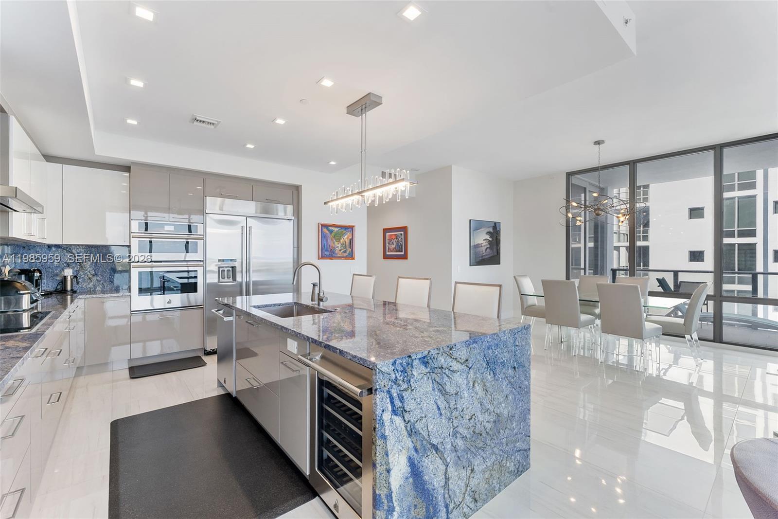 WATER CLUB 3 NORTH PALM B - Residential