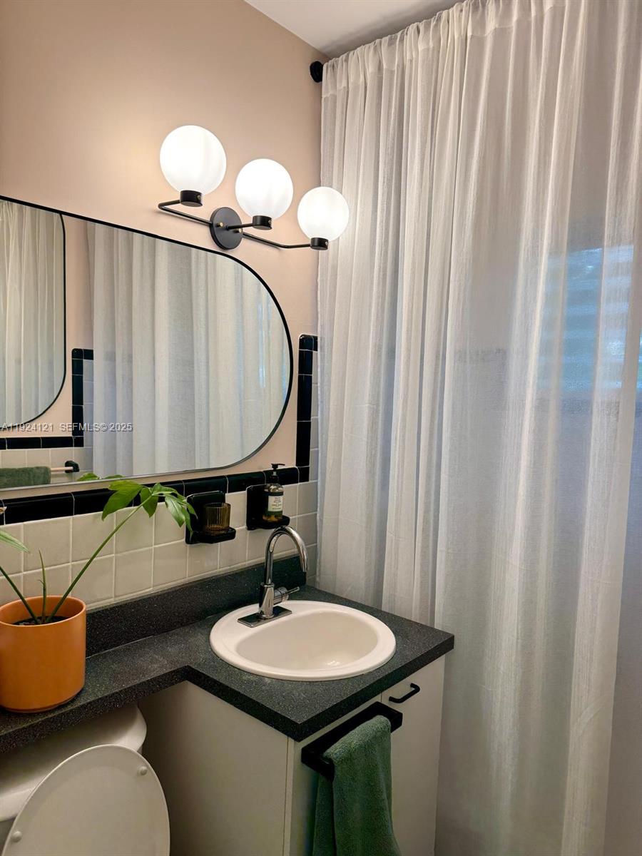 PARK SQUARE CONDO - Residential