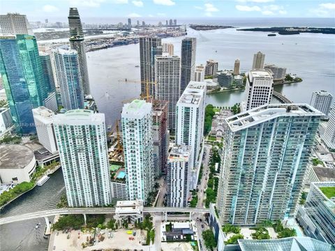 31 SE 6th St 2203 Miami FL 33131