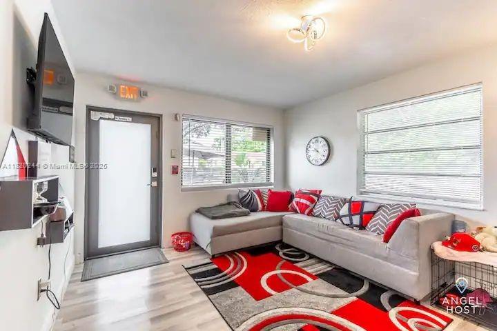 BUENA VISTA HEIGHTS ADDN - Residential Income