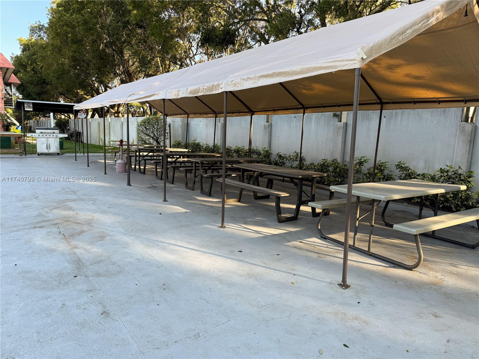 EVERETT ARMS NO 5 CONDO - Residential