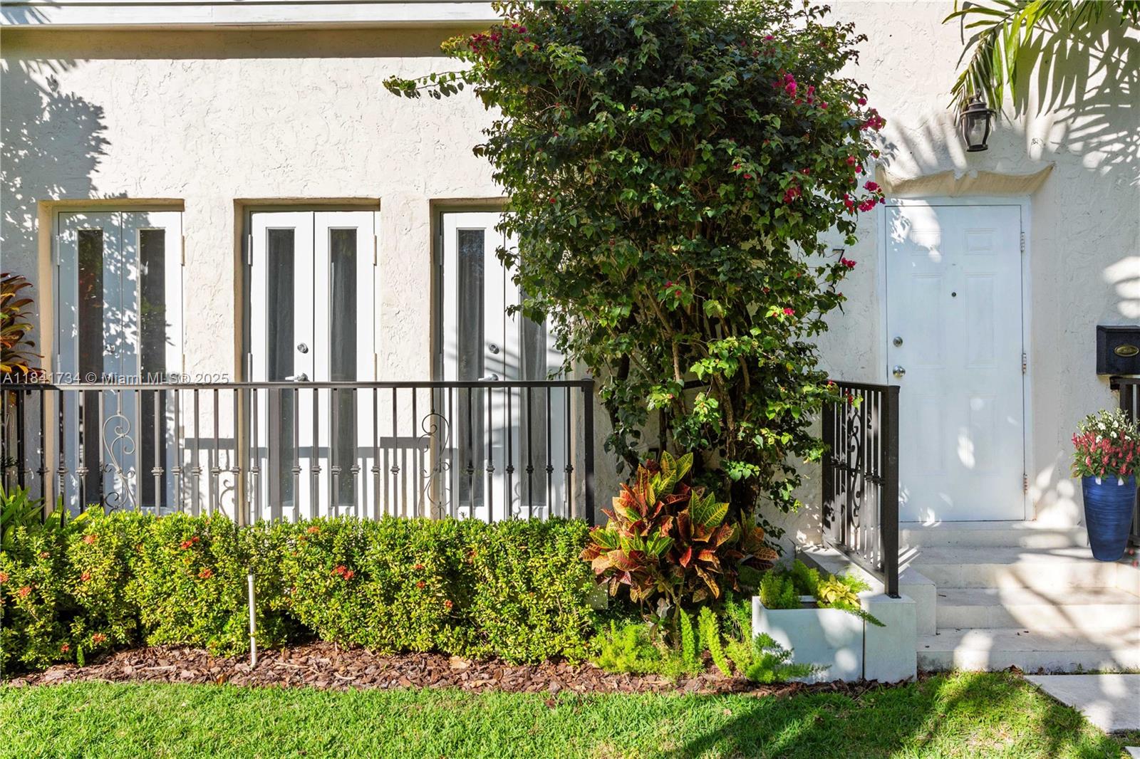 CORAL GABLES SEC B - Residential