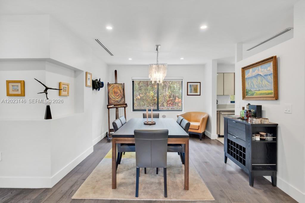 MIAMI SHORES SEC 3 - Residential