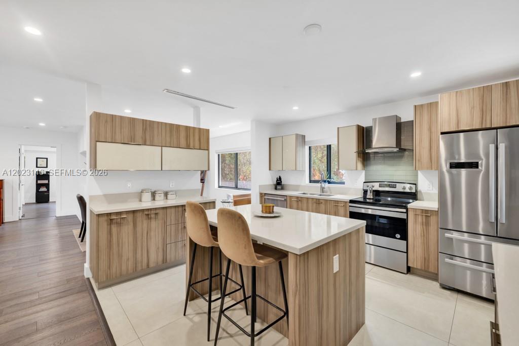 MIAMI SHORES SEC 3 - Residential