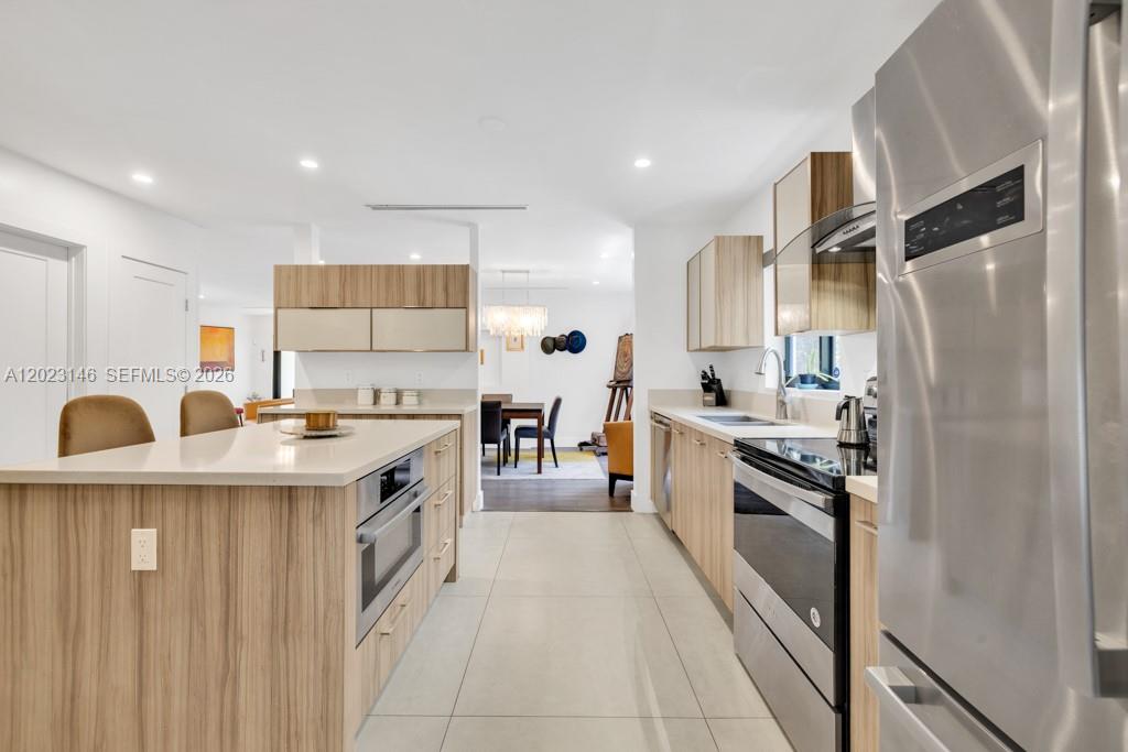 MIAMI SHORES SEC 3 - Residential