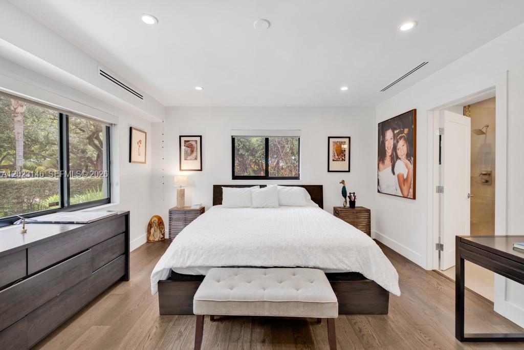 MIAMI SHORES SEC 3 - Residential