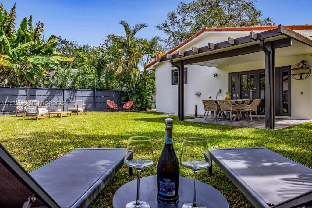 MIAMI SHORES SEC 3 - Residential