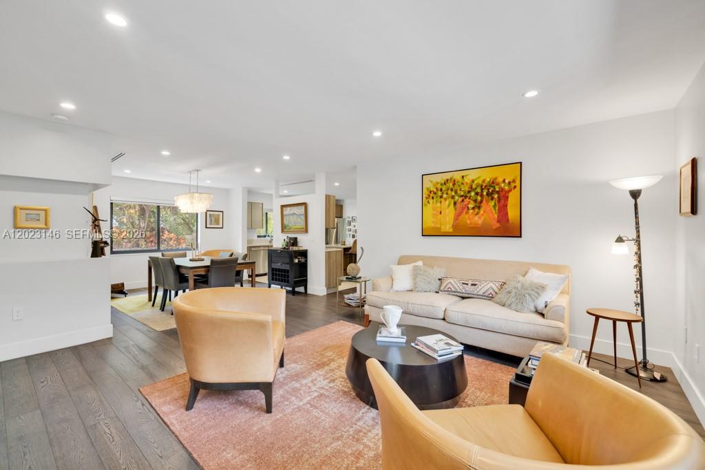 MIAMI SHORES SEC 3 - Residential