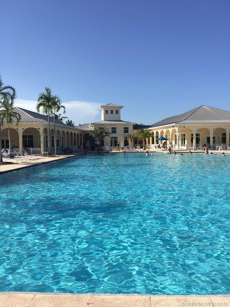 MARTINIQUE AT OASIS REPLA - Residential Lease