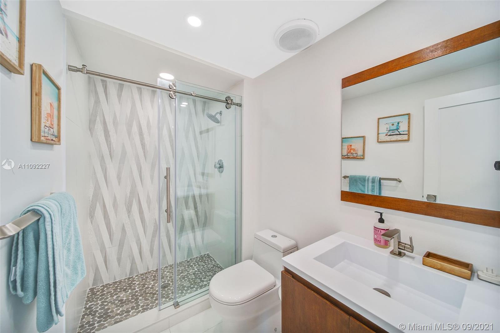 ARLEN HOUSE EAST CONDO - Residential