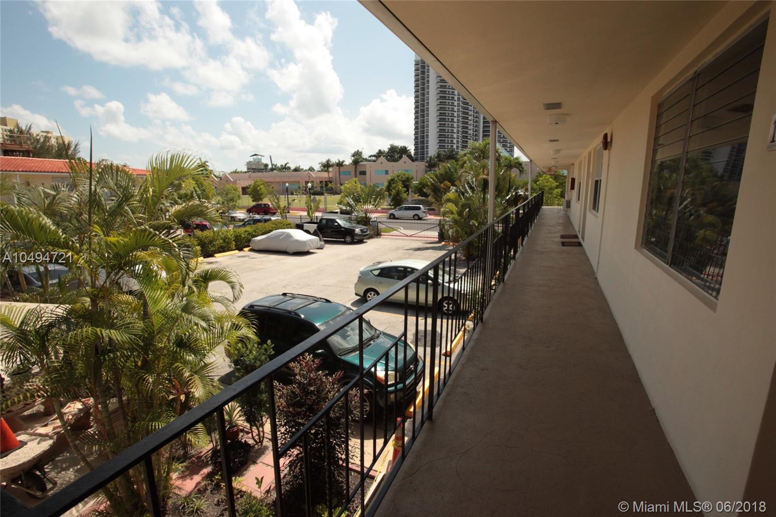 BEACH MANOR CONDO - Residential