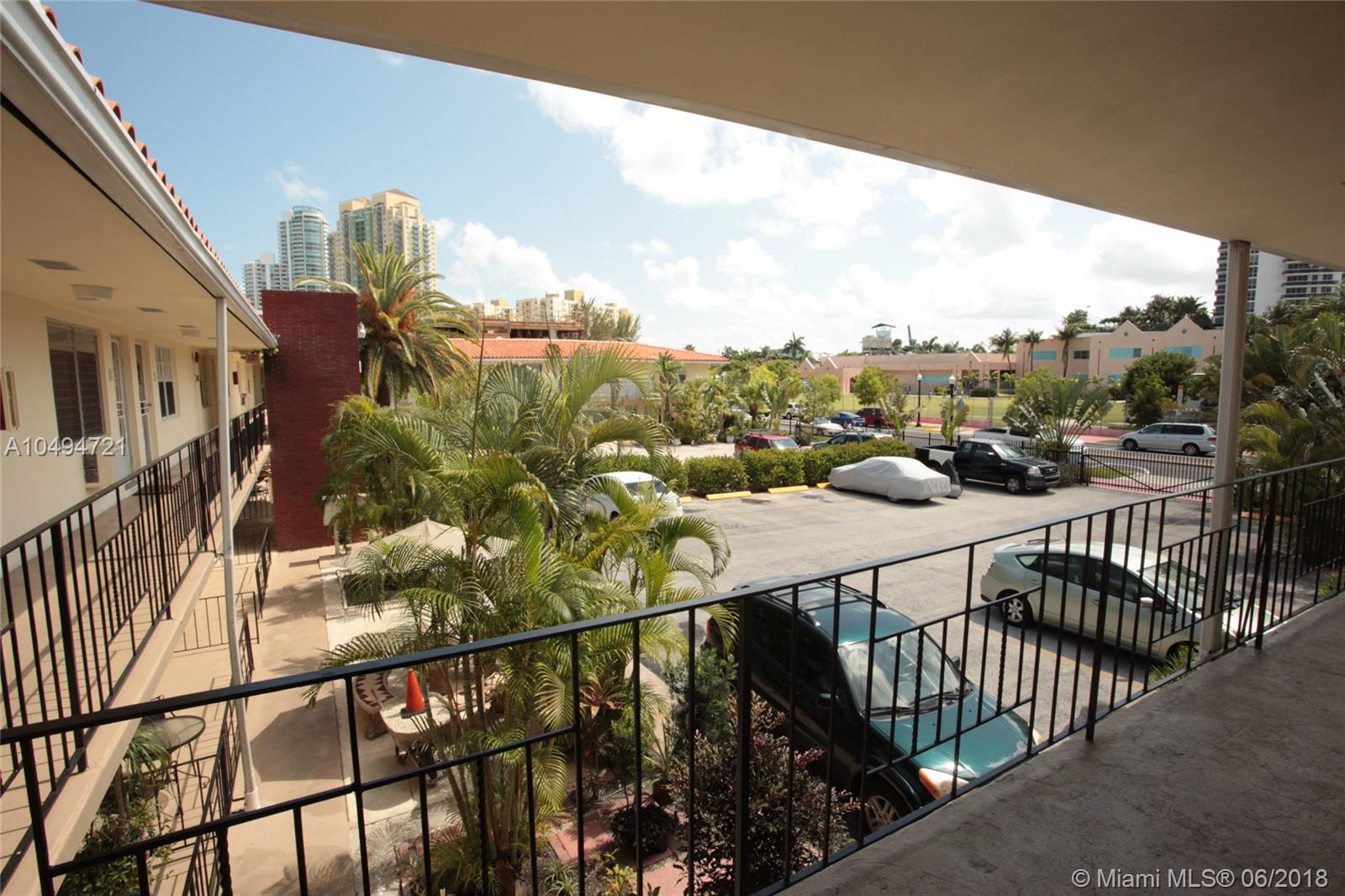 BEACH MANOR CONDO - Residential