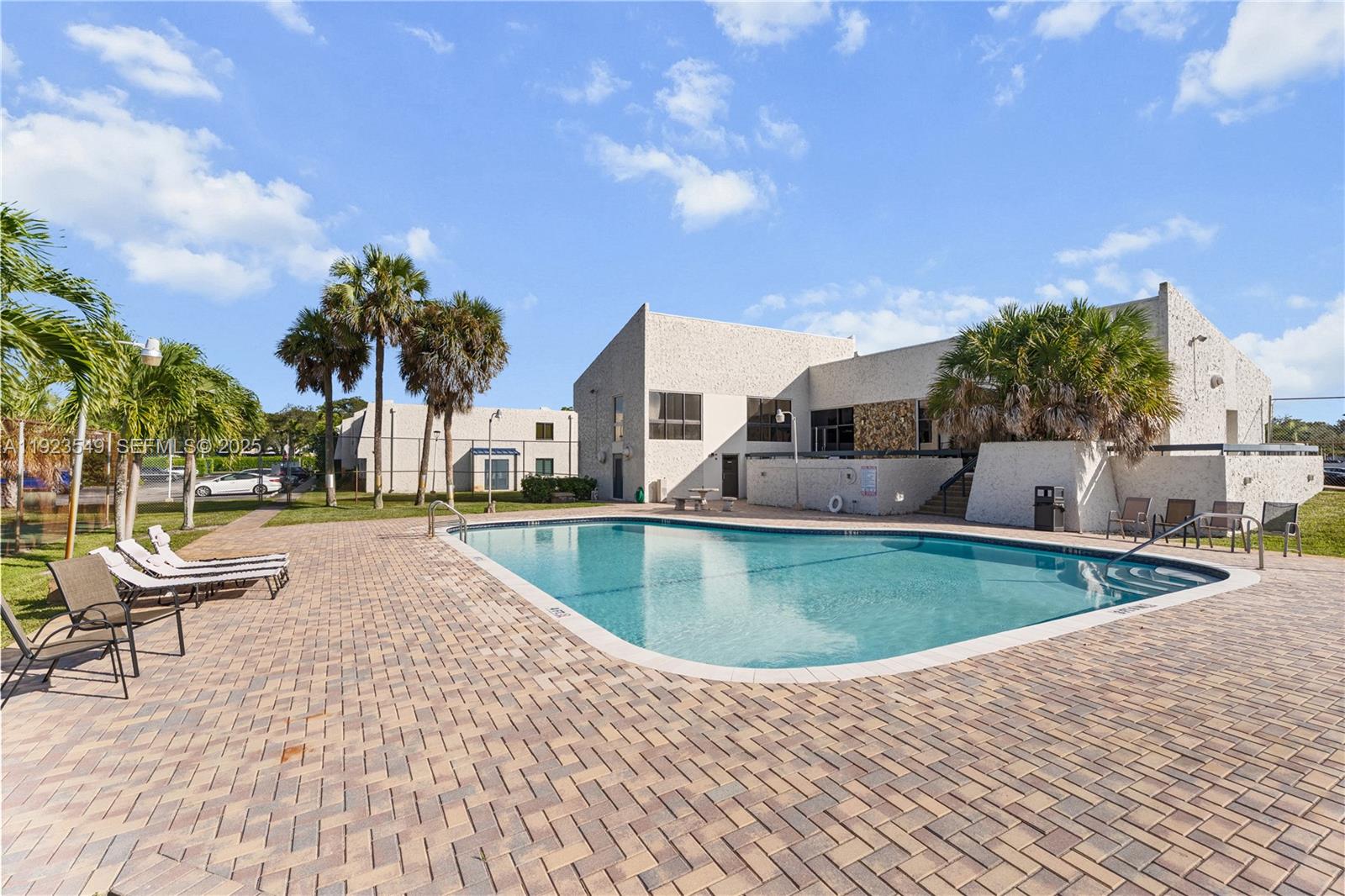 VILLAS OF SHERIDAN - Residential