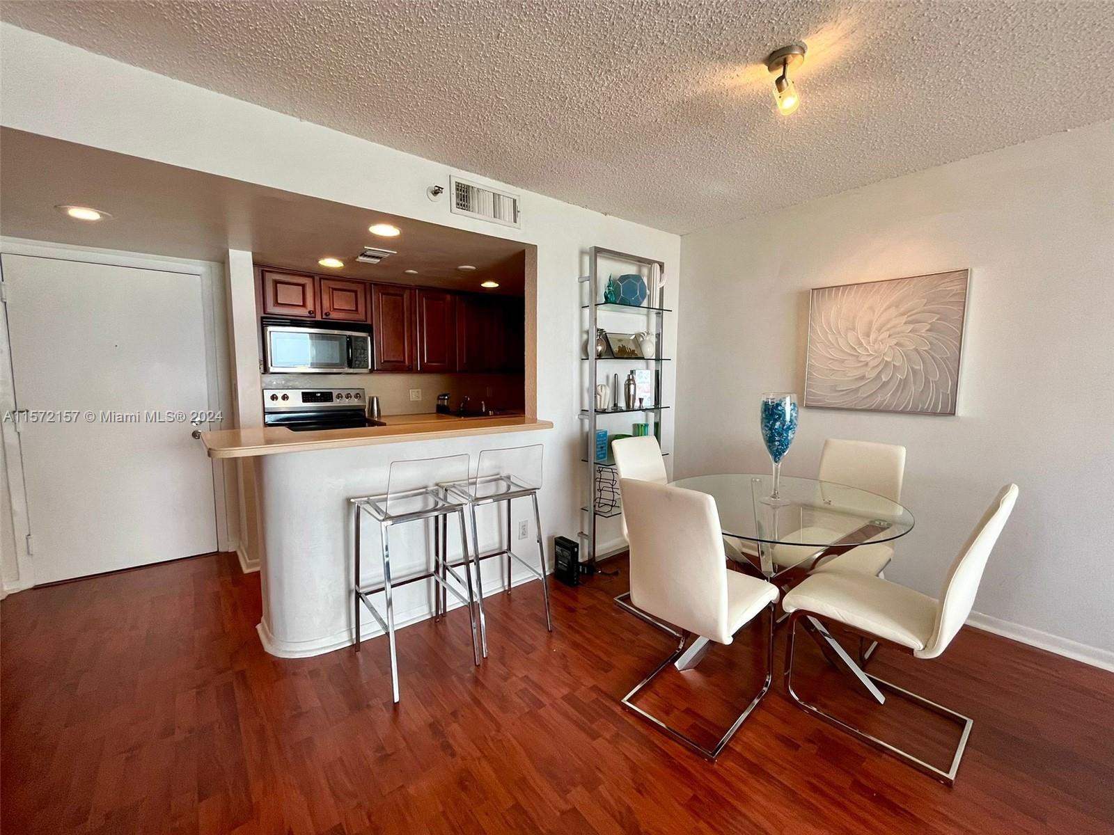ISOLA CONDO - Residential Lease
