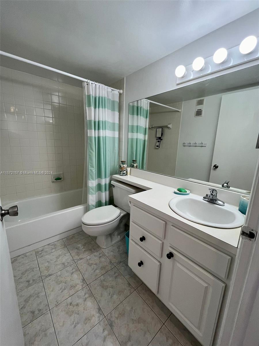 ISOLA CONDO - Residential Lease