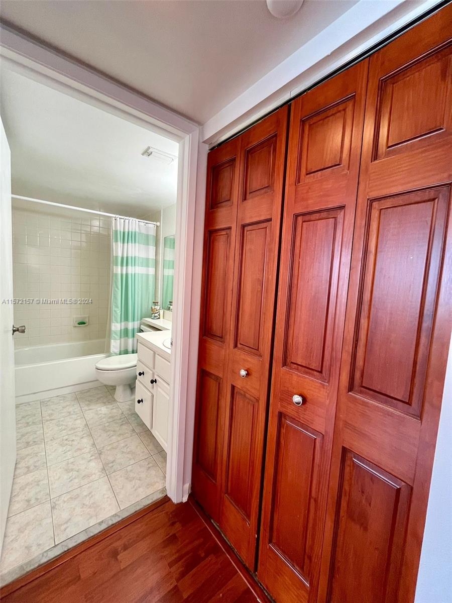 ISOLA CONDO - Residential Lease