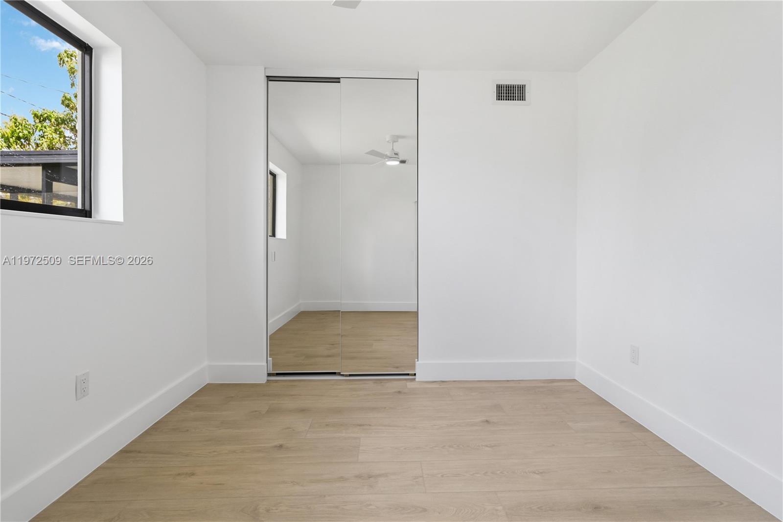 SO MIAMI HEIGHTS MANOR - Residential