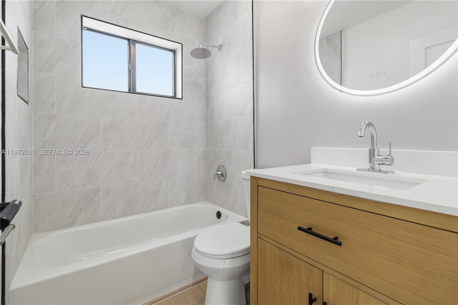 SO MIAMI HEIGHTS MANOR - Residential