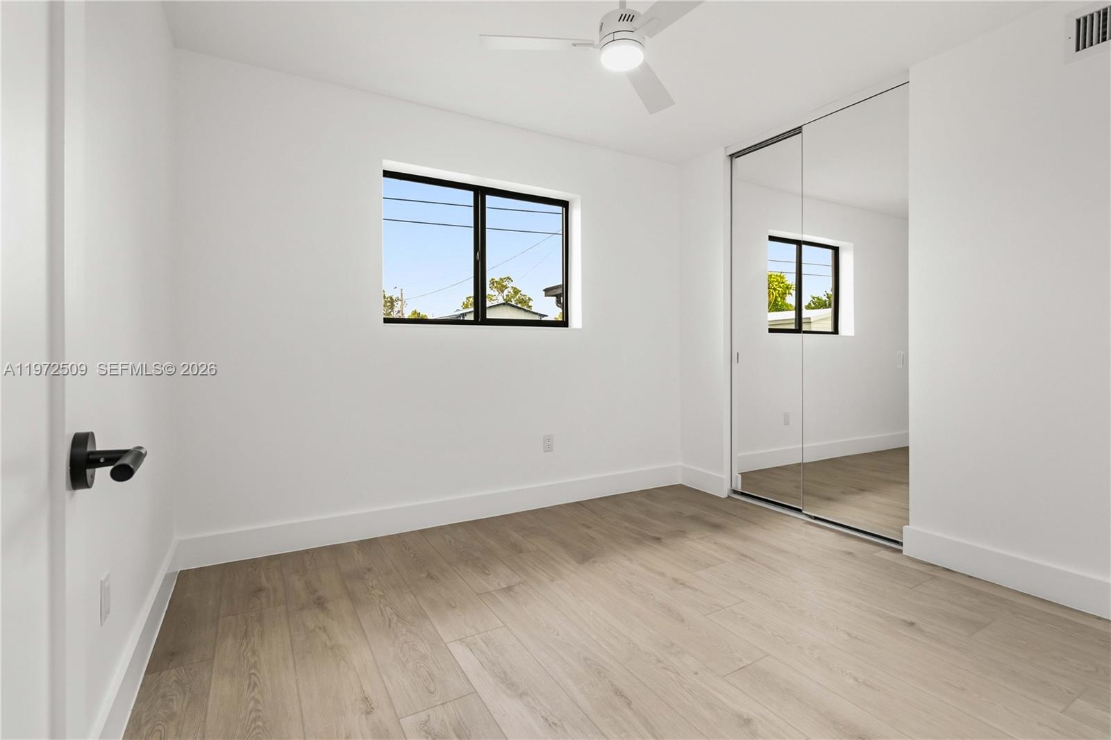 SO MIAMI HEIGHTS MANOR - Residential