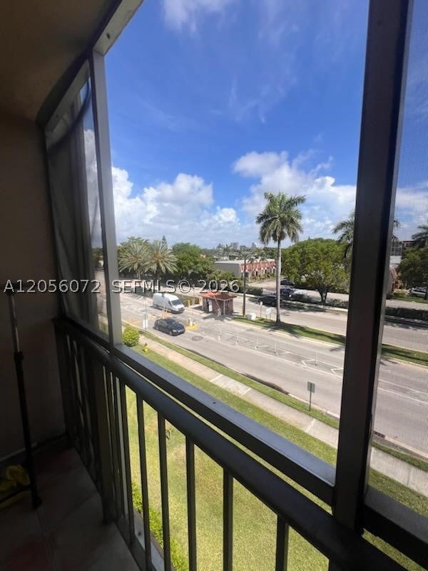 2000 Atlantic Shores Blvd 404