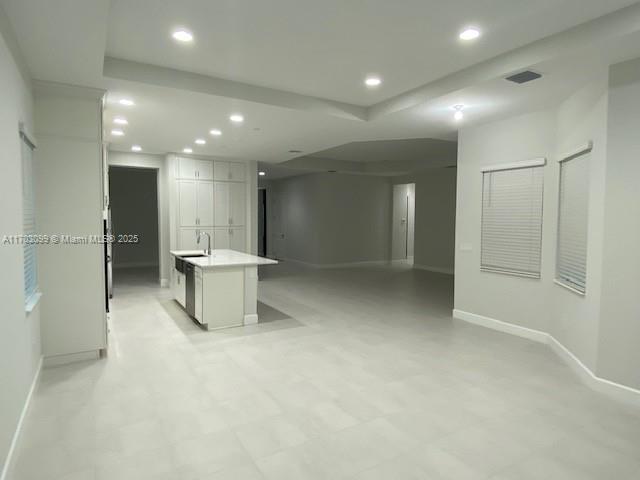 GROVES OF WESTLAKE - Residential Lease
