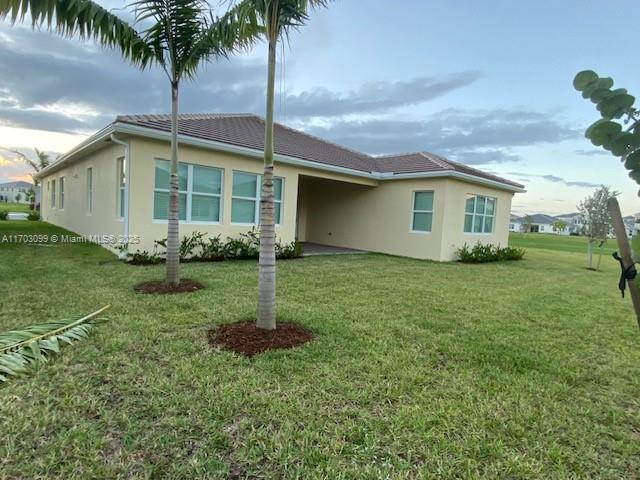 GROVES OF WESTLAKE - Residential Lease