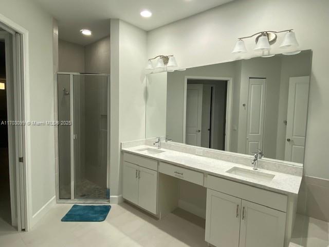 GROVES OF WESTLAKE - Residential Lease
