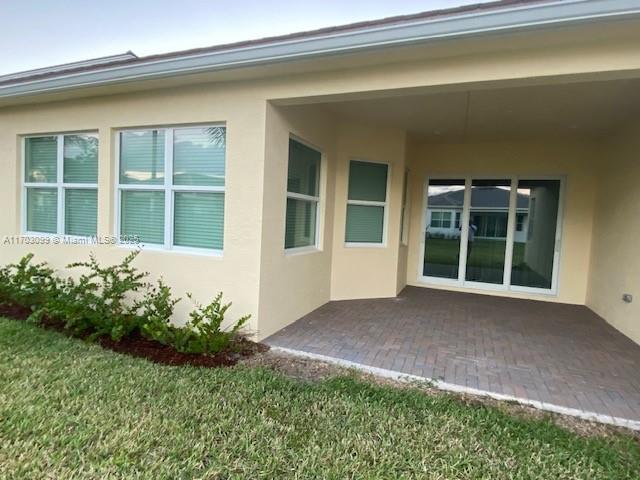 GROVES OF WESTLAKE - Residential Lease
