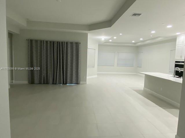 GROVES OF WESTLAKE - Residential Lease