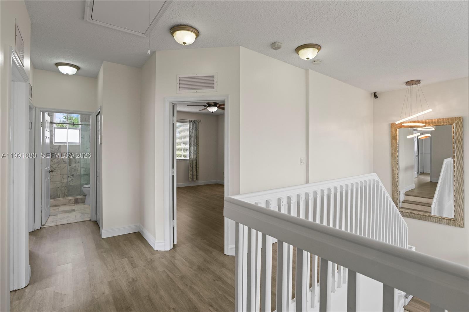 COUNTRYSIDE - Residential