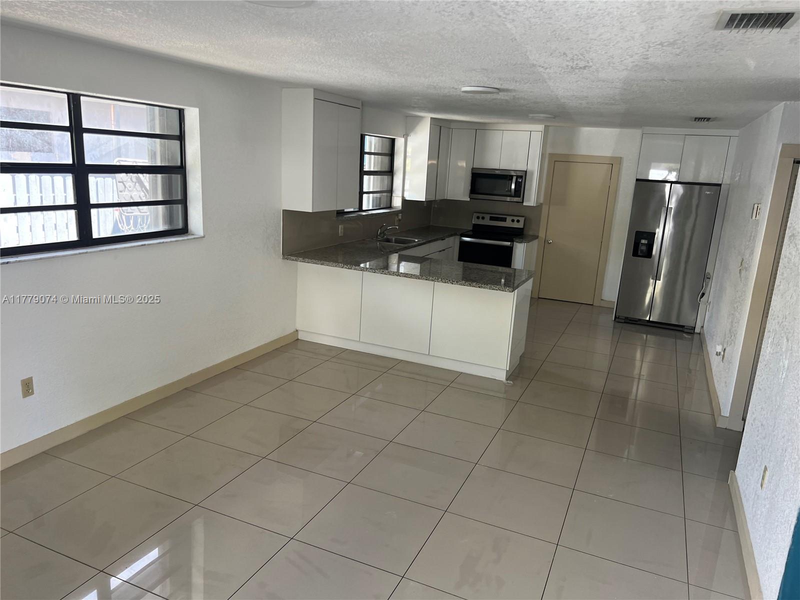 AUSTIN HEIGHTS - Residential Lease