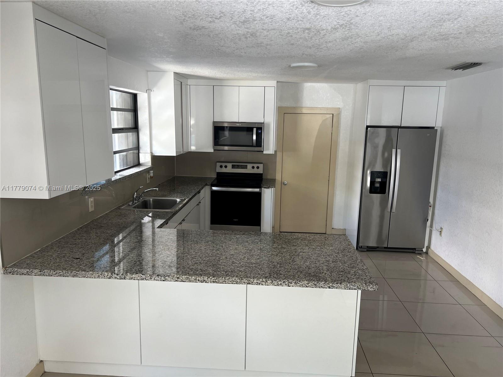 AUSTIN HEIGHTS - Residential Lease