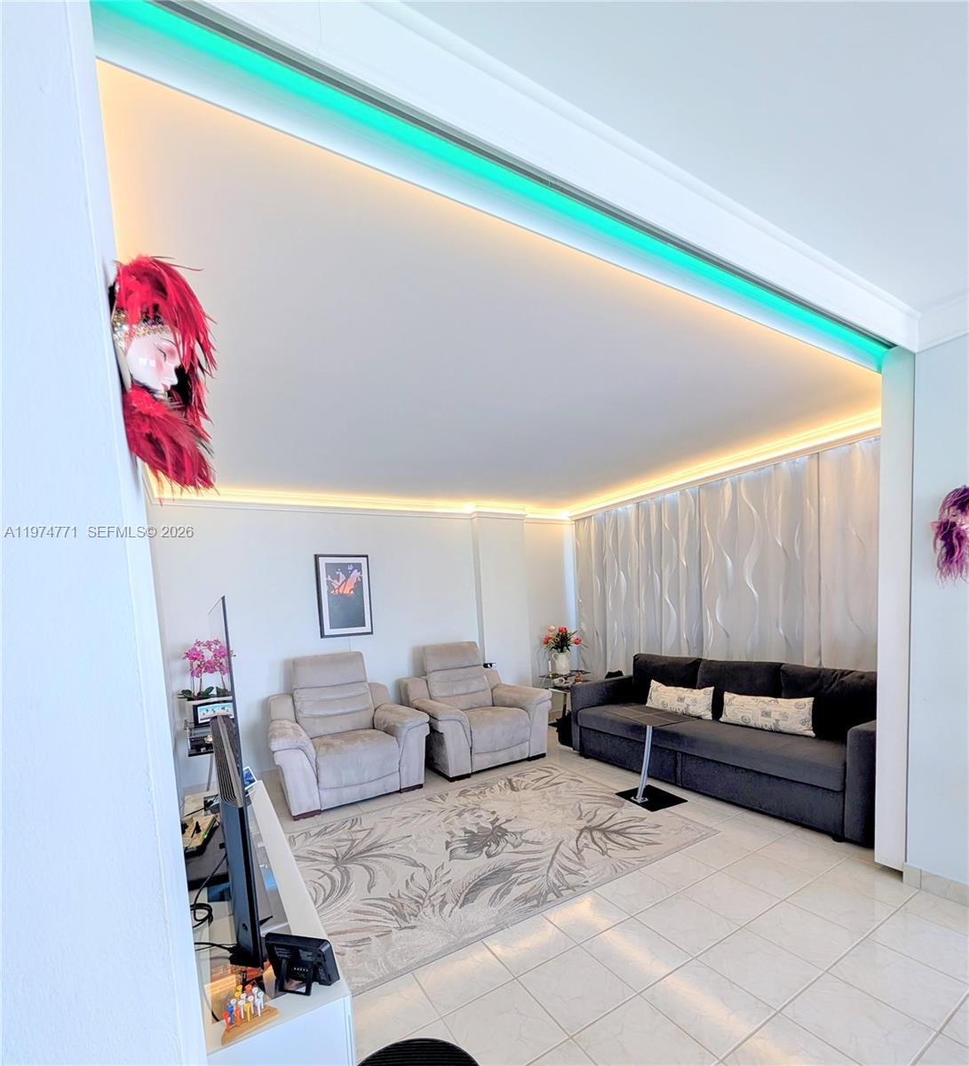 CLIFTON CONDO - Residential