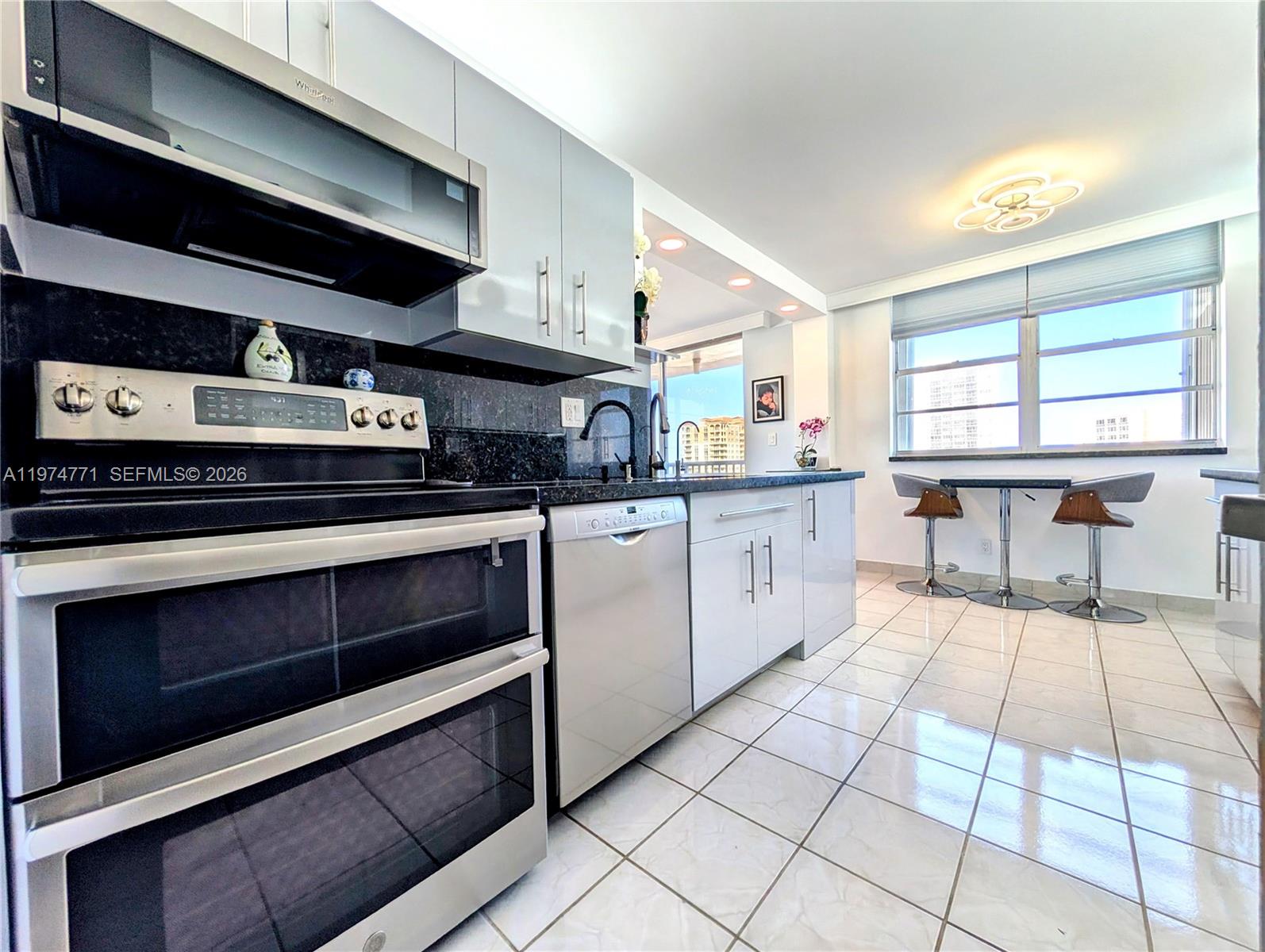 CLIFTON CONDO - Residential