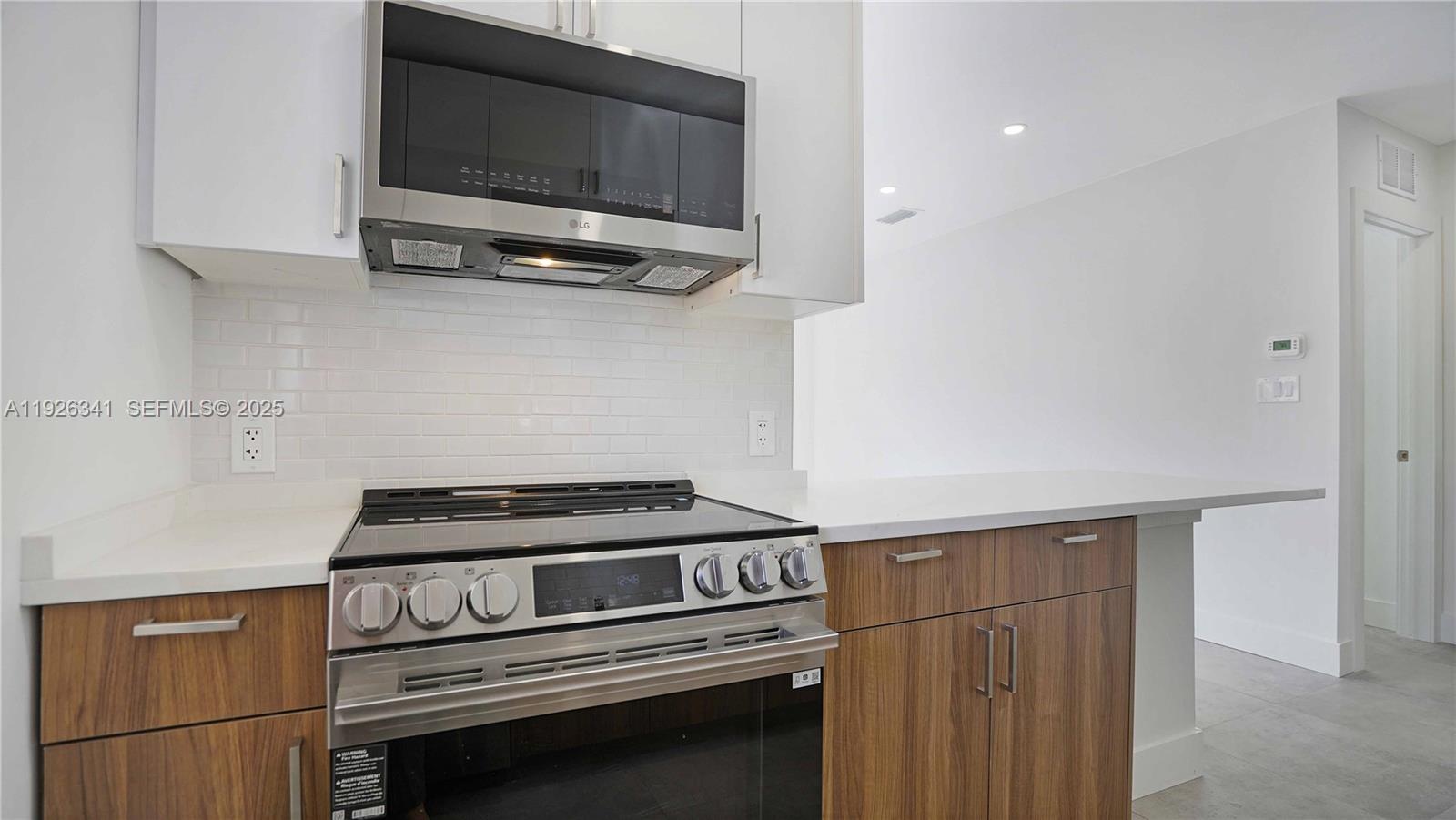 WAVERLY PLACE - Residential Lease