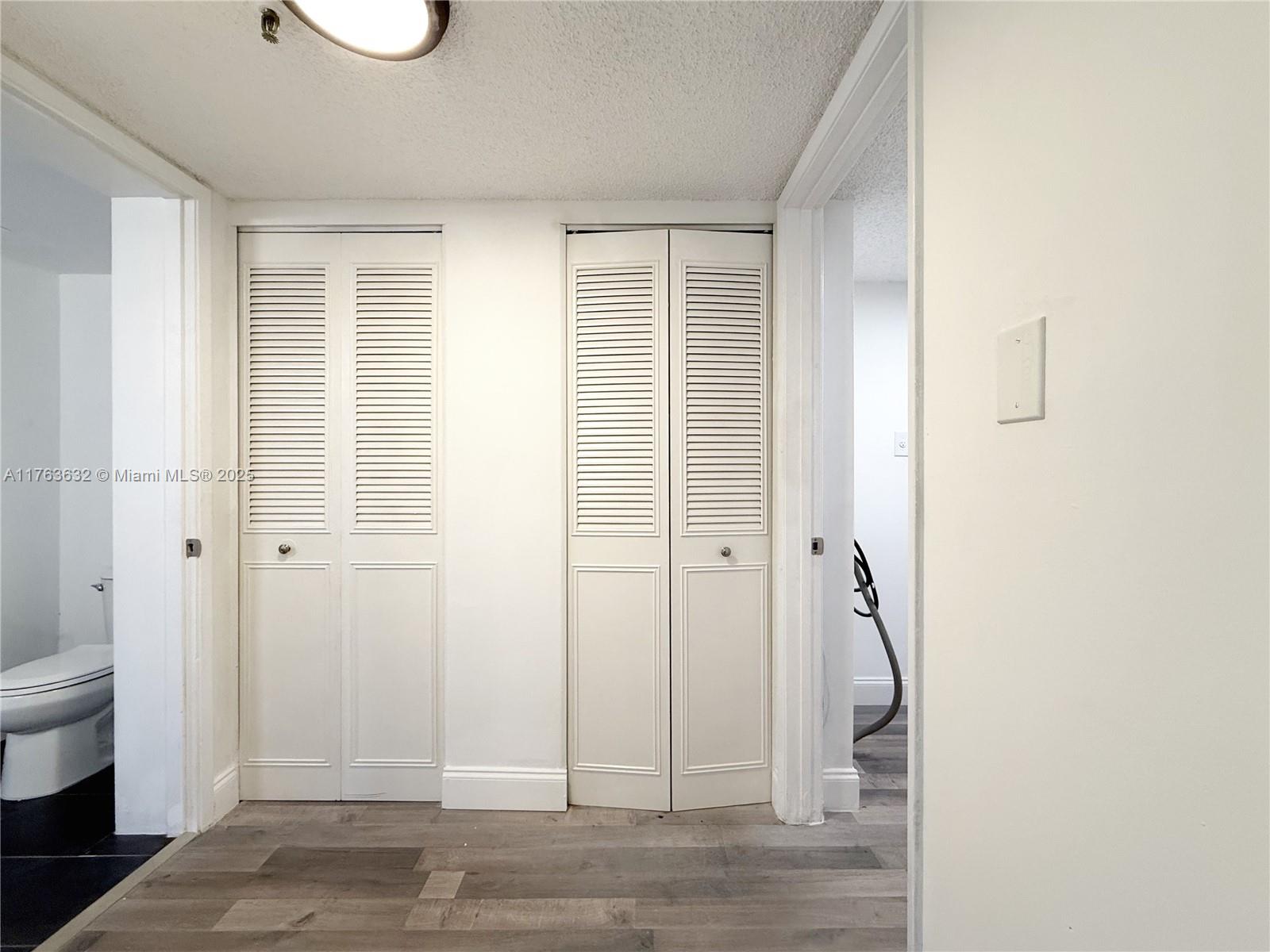 CYPRESS BEND CONDOMINIUM - Residential