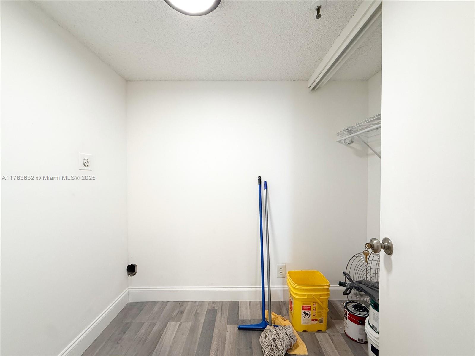 CYPRESS BEND CONDOMINIUM - Residential