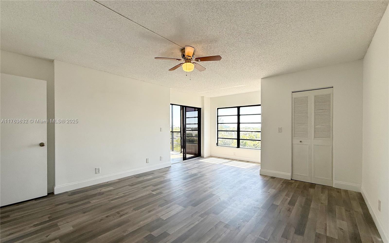 CYPRESS BEND CONDOMINIUM - Residential