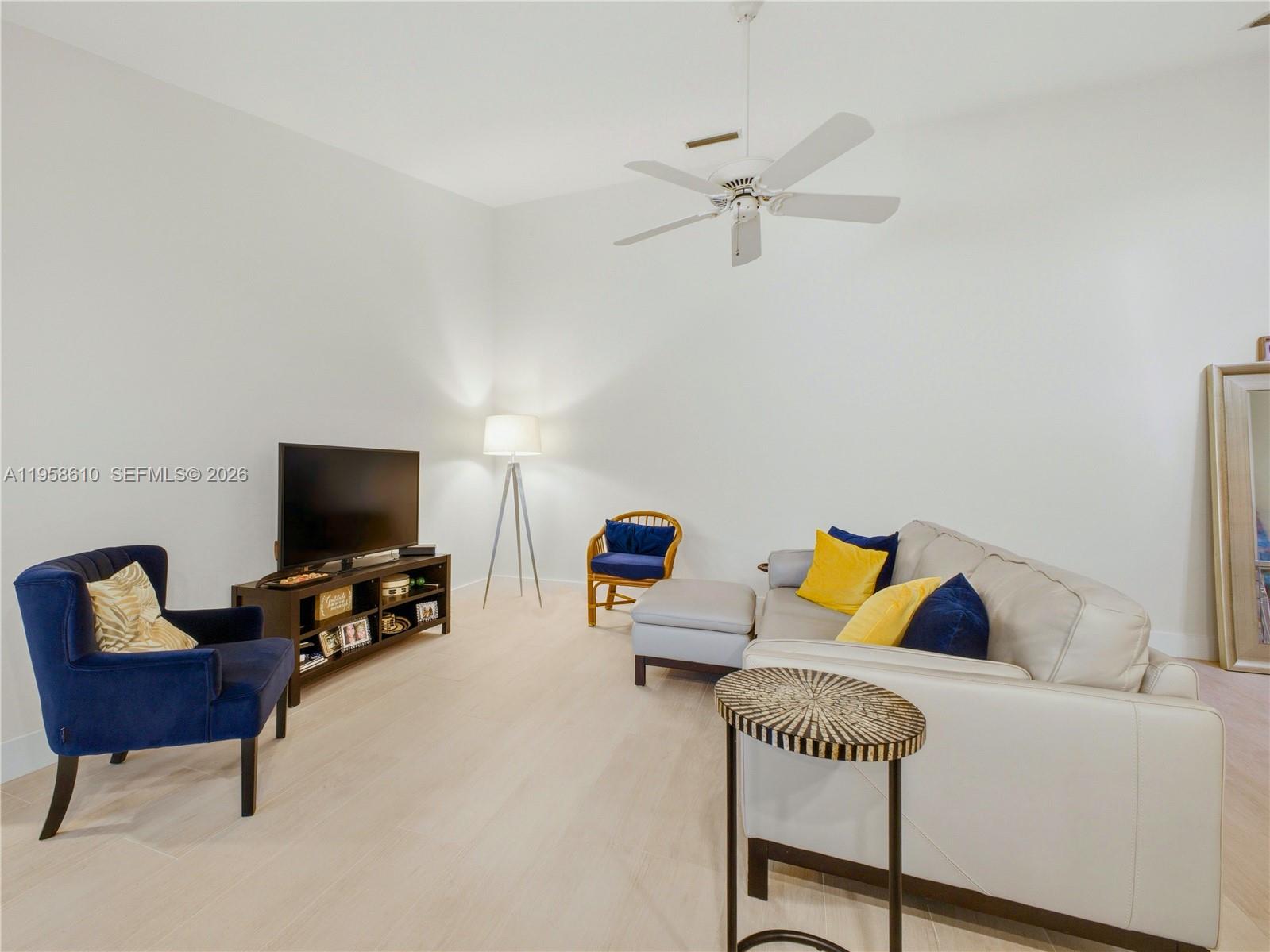 OAKS-SUNTERRACE 1 - Residential
