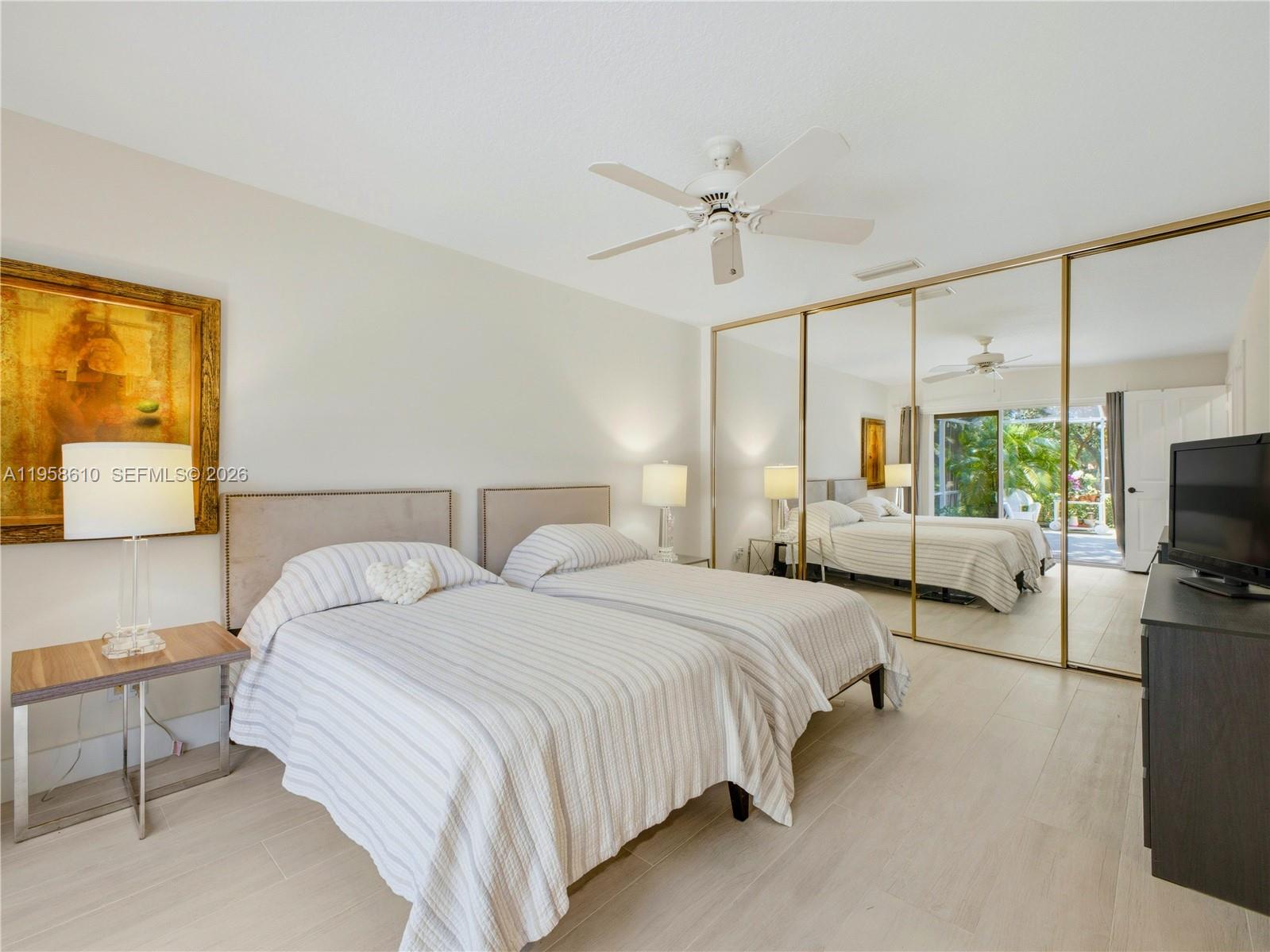 OAKS-SUNTERRACE 1 - Residential