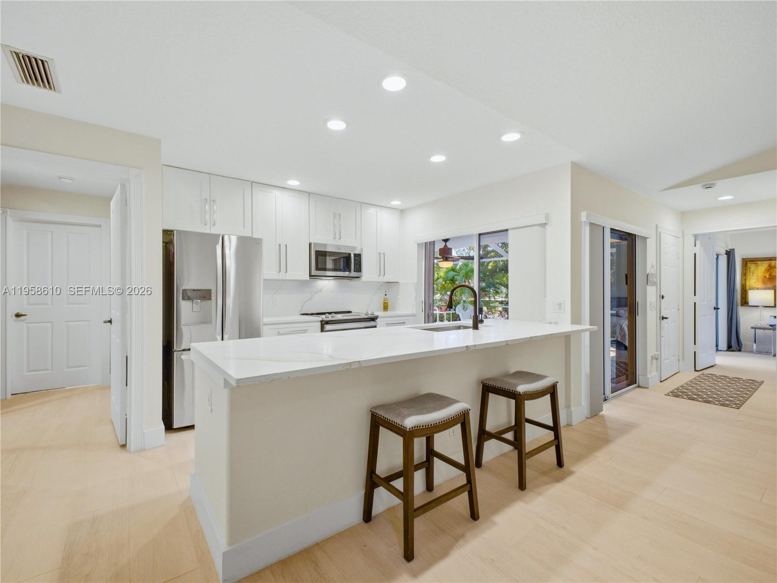 803 Silverleaf Oak Ct