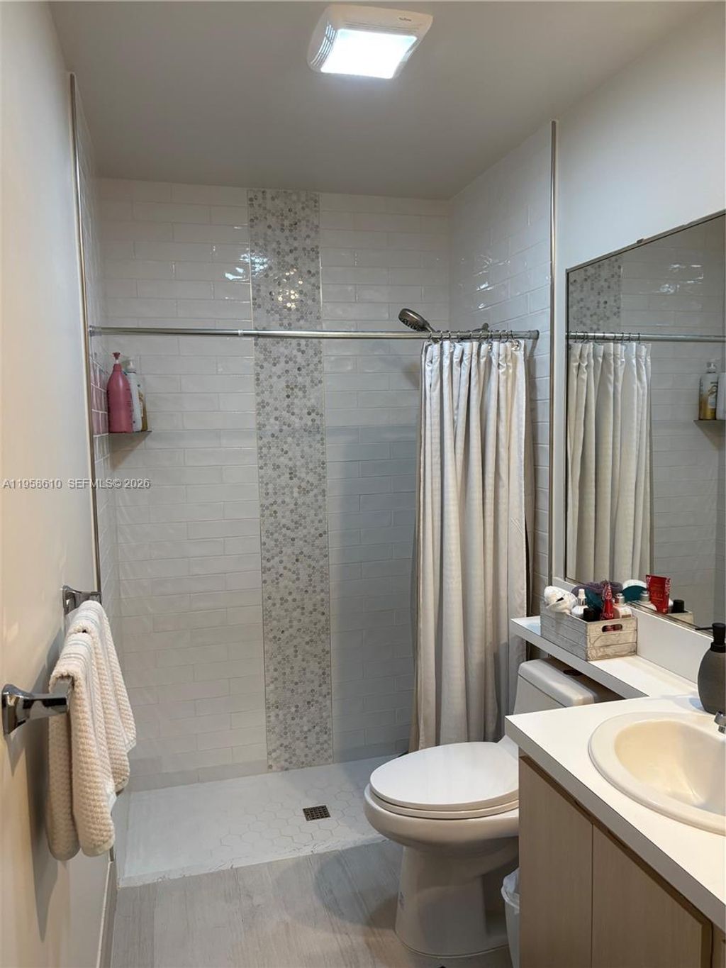 Photo of 803 Silverleaf Oak Ct, Palm Beach Gardens, FL 33410 (MLS # A11958610)