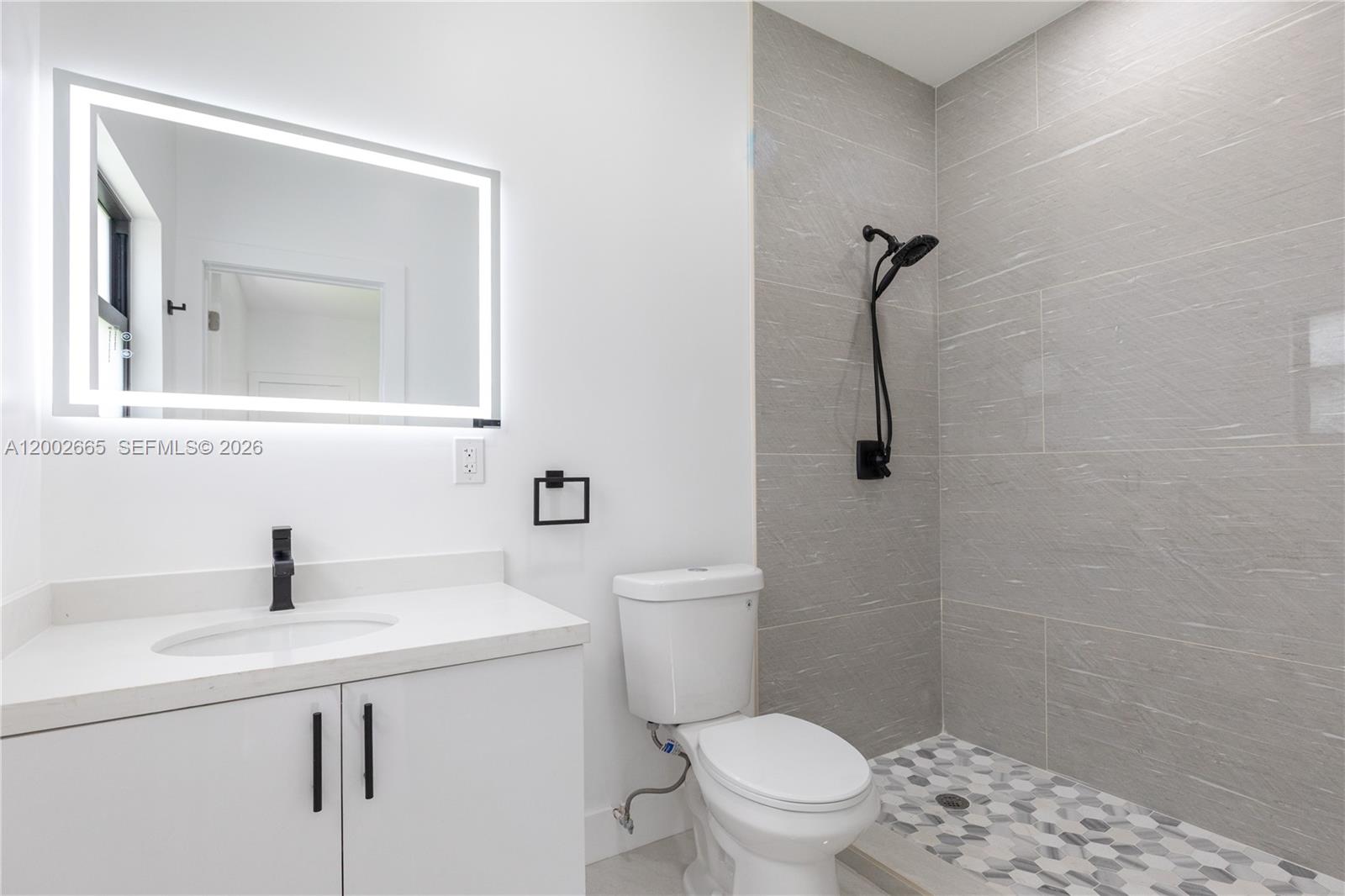 EL CAMINO PARK - Residential