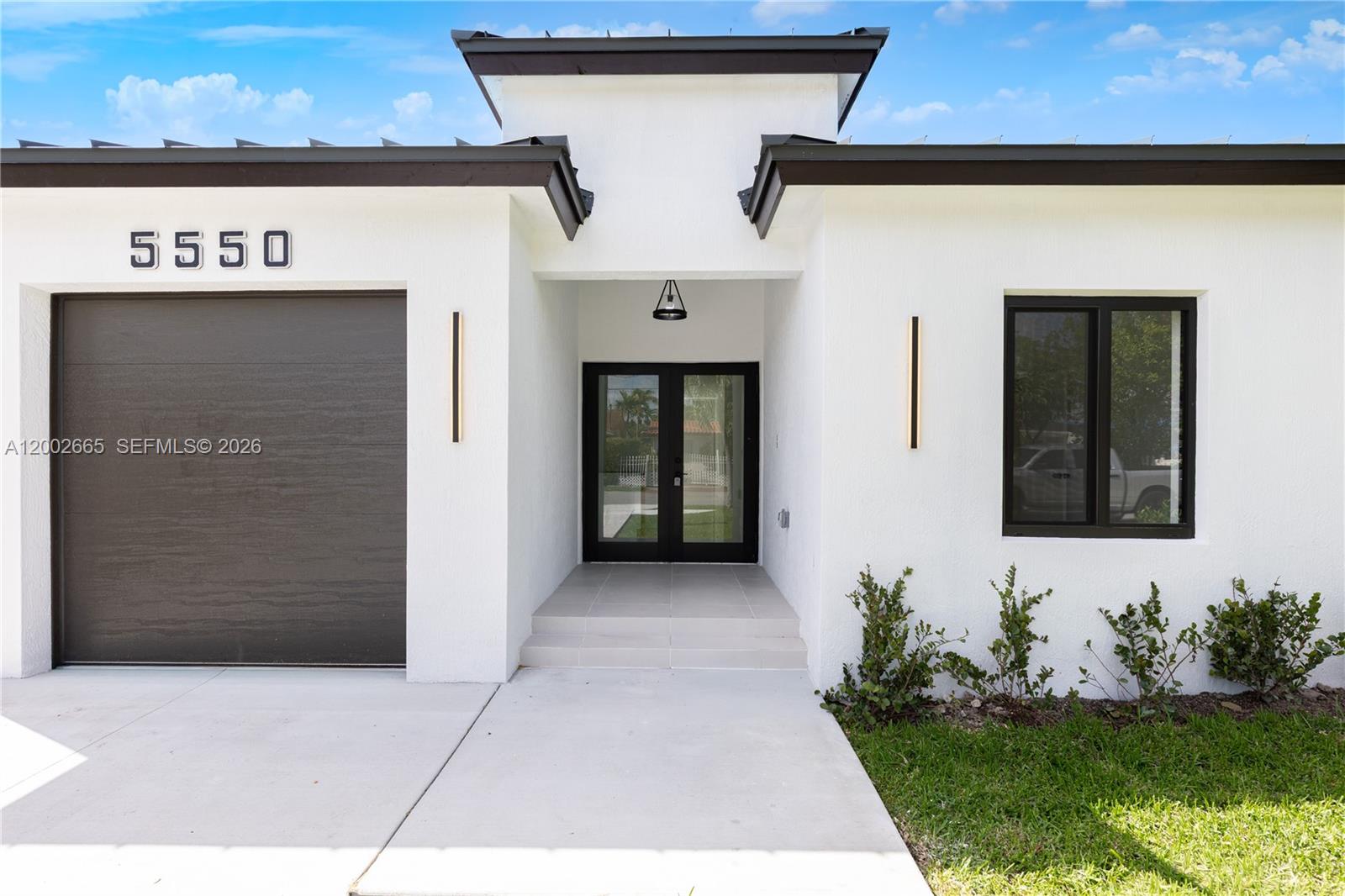 EL CAMINO PARK - Residential