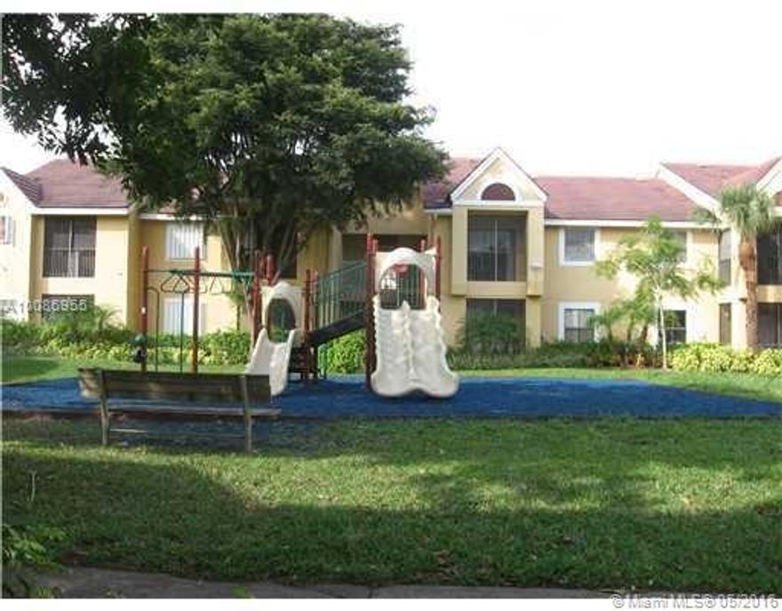 IMMACULATE CORNER UNIT, OPEN AND BRIGHT FLOOR MODEL, WOOD KITCHEN CABINETS, GRANITE COUNTER TOPS, STAINLESS STEEL APPLIANCES, CERAMIC TILE FLOORS, FULL SIZE WASHER & DRYER, PLENTY OF PARKING SPACE, GREAT LOCATION, BEAUTIFUL COMMUNITY WITH GREAT AMENITIES, POOL, CLUBHOUSE, GYM, SORROUNDED BY HAMMOCKS LAKES AND GREEN AREAS, CLOSE TO SHOPPING, SCHOOLS AND MAYOR HIGHWAYS. EASY TO SHOW, PLEASE CALL LISTING AGENT.