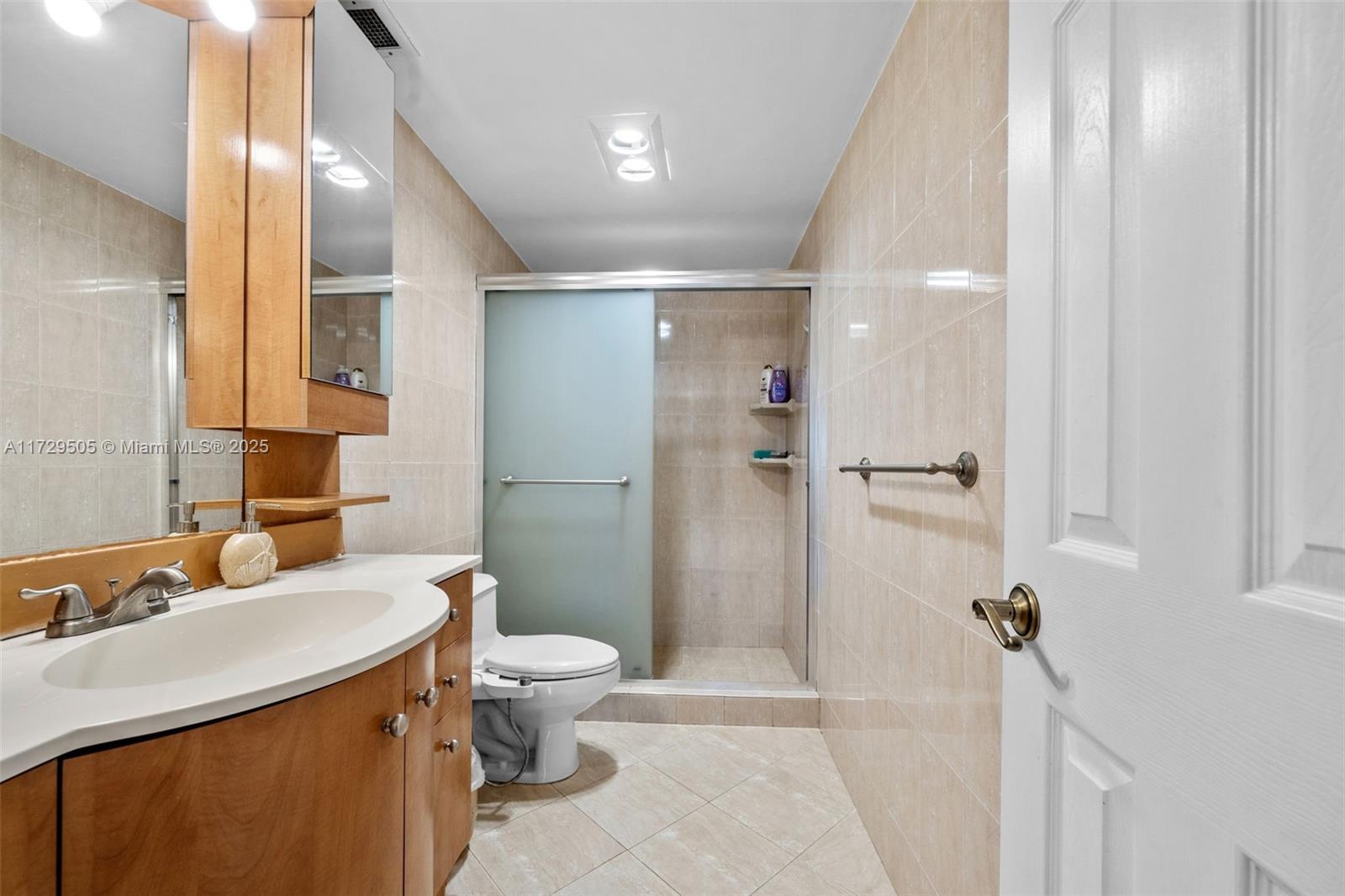 ARLEN HOUSE CONDO - Residential