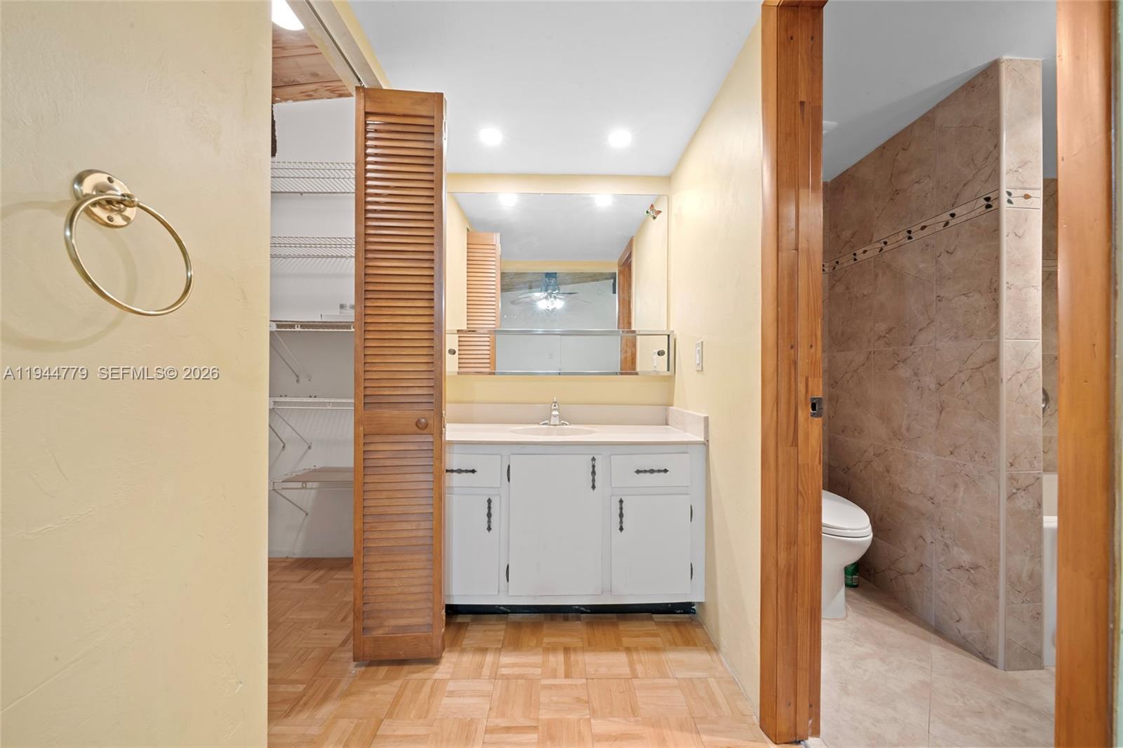 RIVERWOOD SEC 3 - Residential