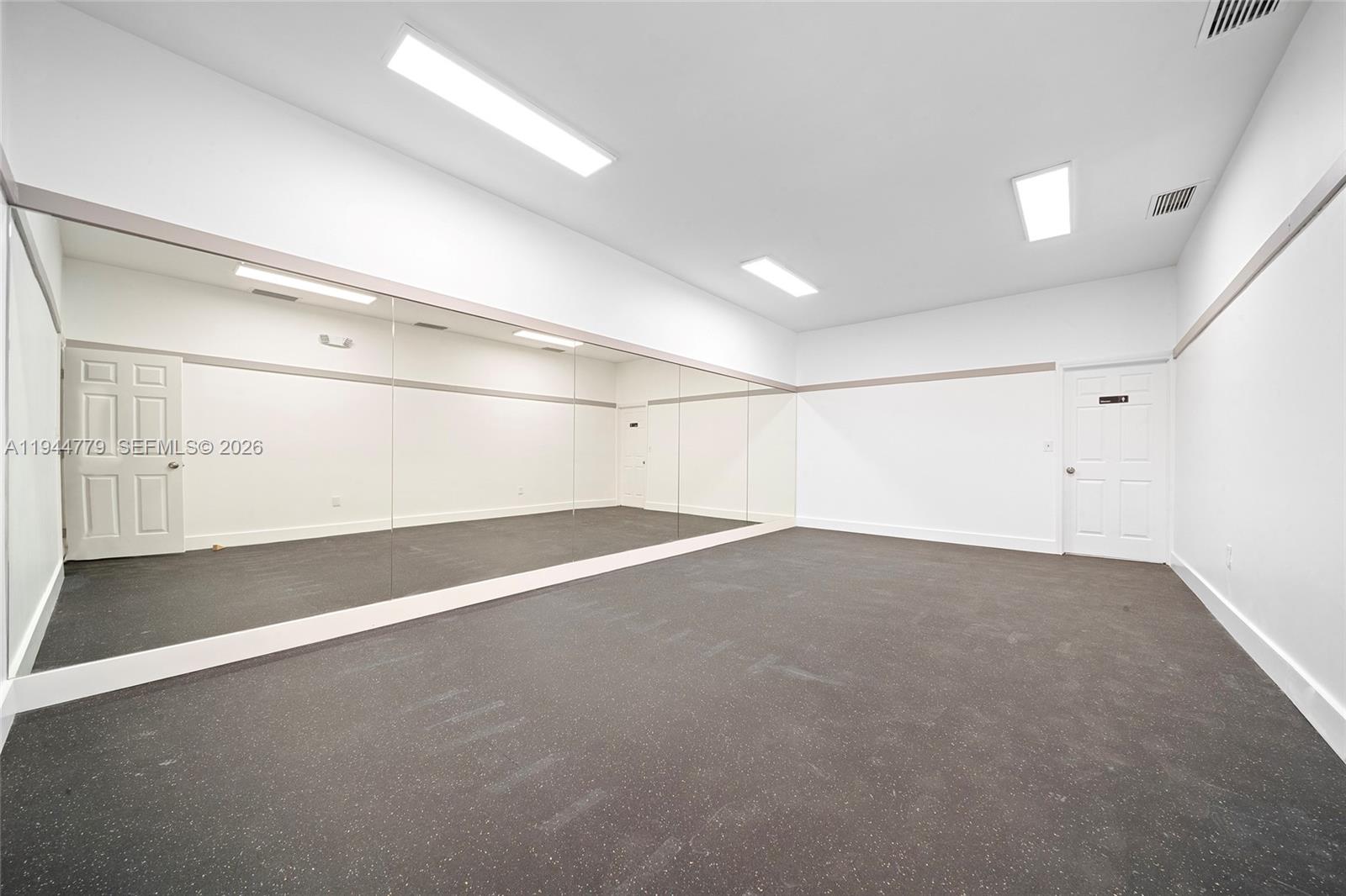 RIVERWOOD SEC 3 - Residential