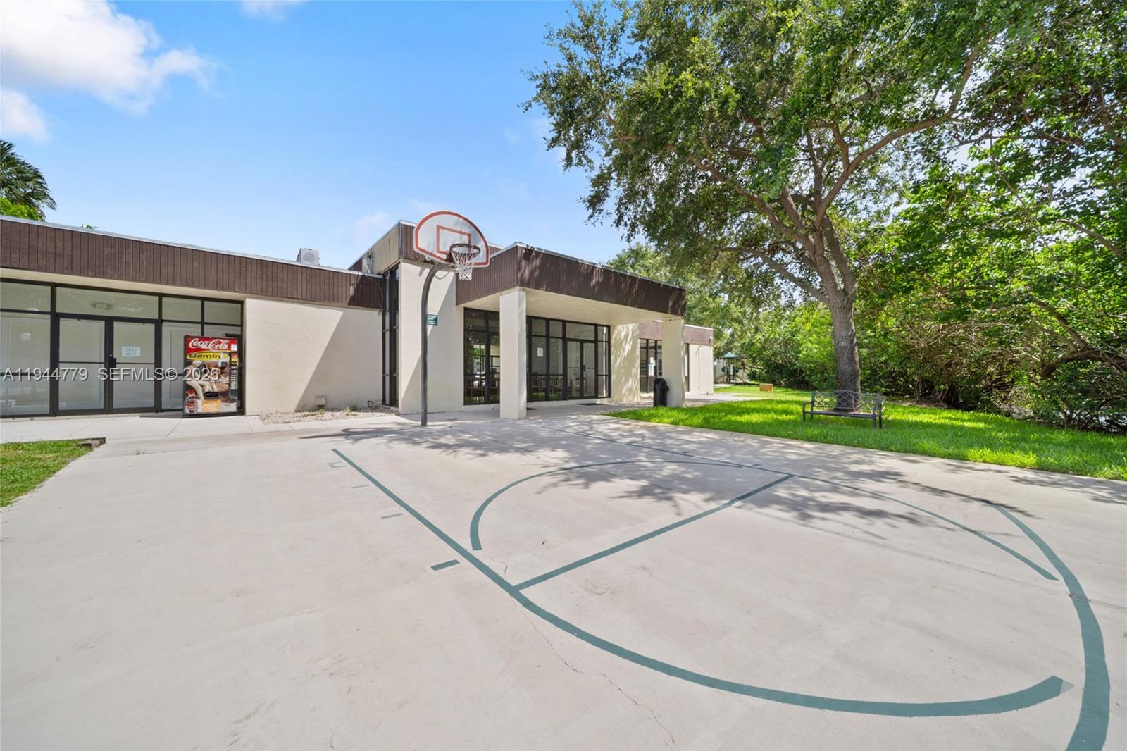 RIVERWOOD SEC 3 - Residential